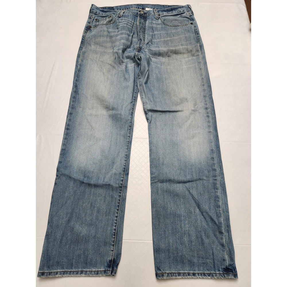 Levis 501 Jeans Mens 38x32 Blue Medium Wash Straight Leg Button Fly Denim Pants‎